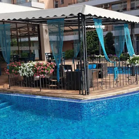 Grand кameliq - Morski Briz 써니비치